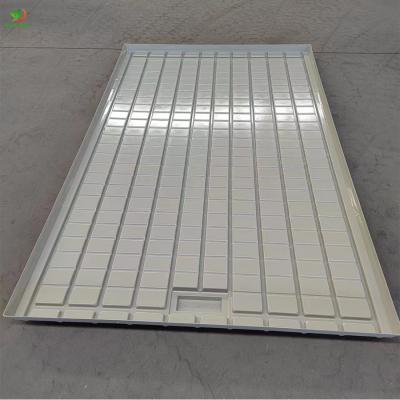 Extendable flood tray